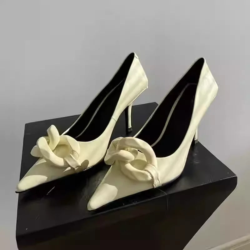 Front Knot Kitten Heels