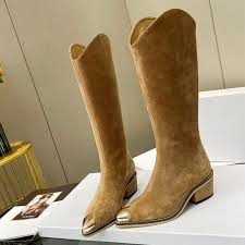 Golden Toe Accent Heeled Boots