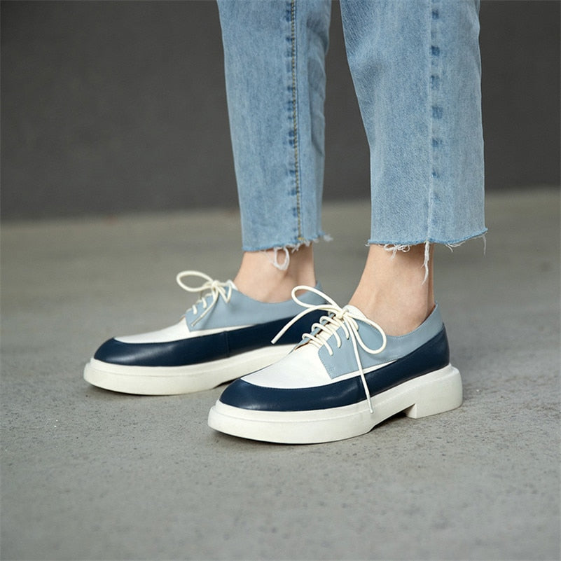  Cross Tied Casual Sneakers at Sansa Costa