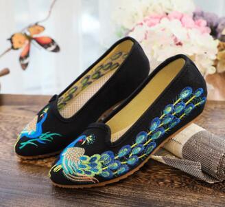  Sequined Peacock Embroidered Flats﻿- Sansa Costa